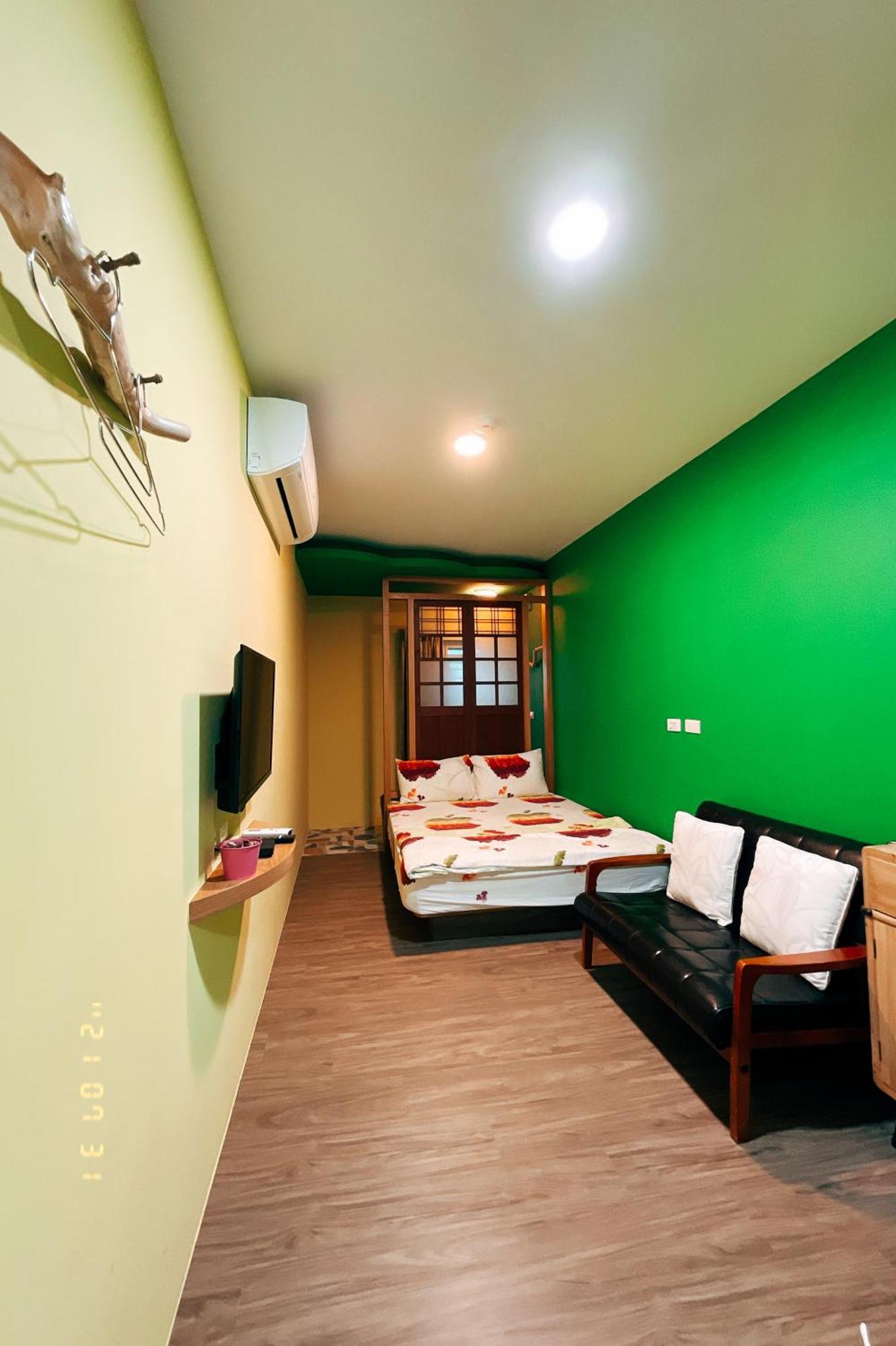 Little Ryukyu Hermit Crab Homestay Hsziaoliucsiu Kültér fotó